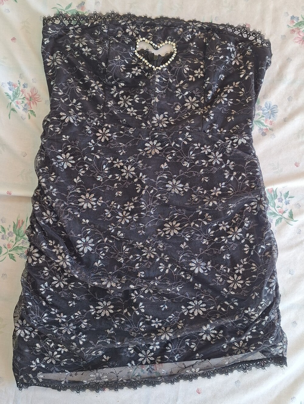 Cider Women's Black Rhinestone Heart Lace Mini